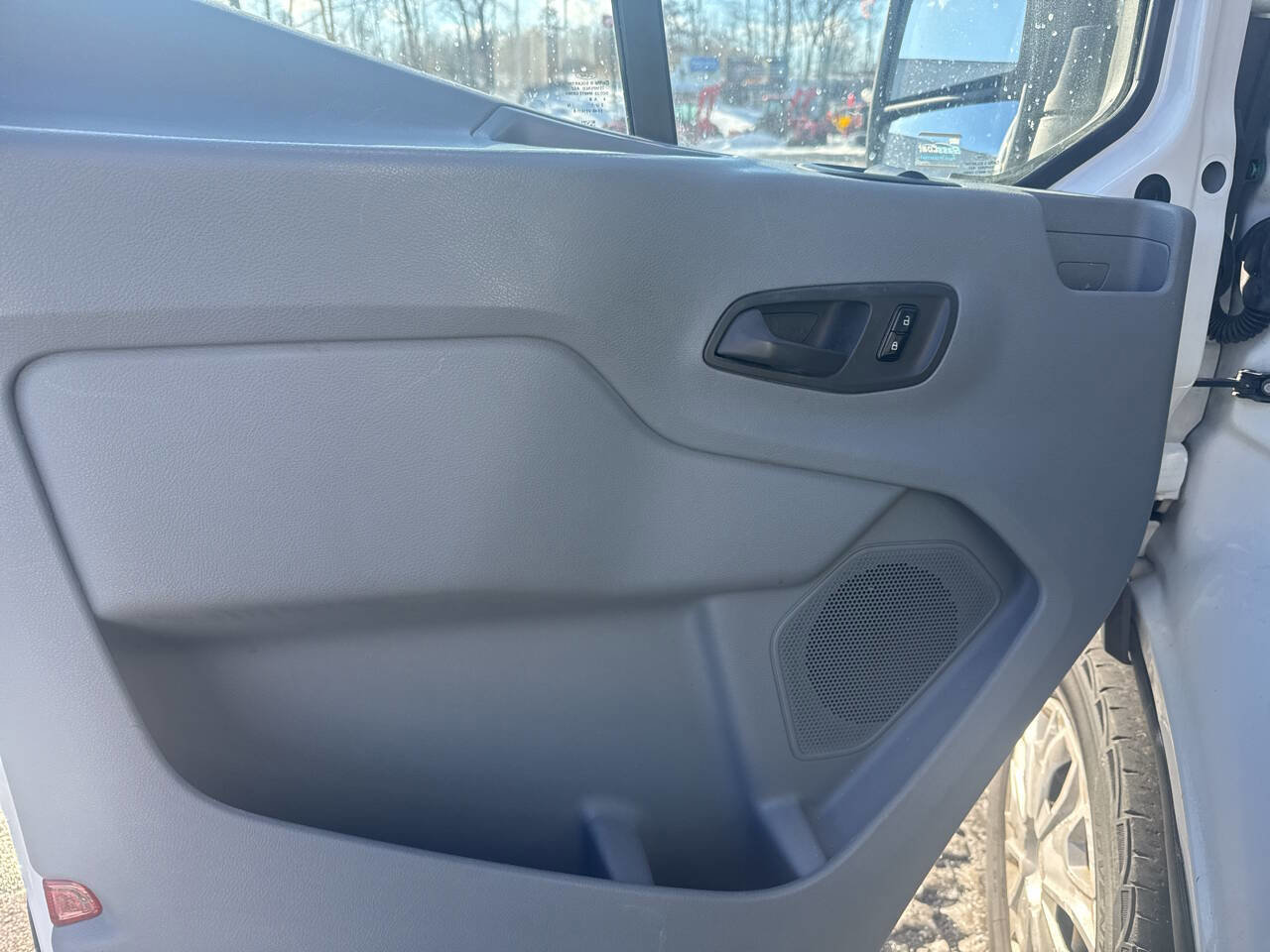 Used 2015 Ford Transit 350 XLT image 12