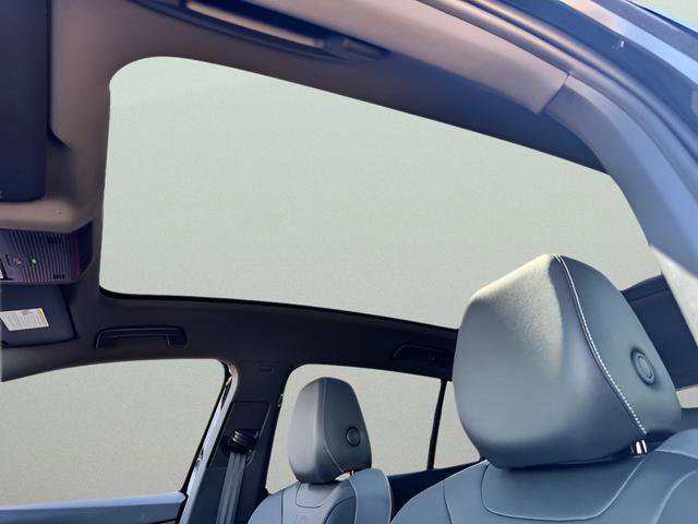 Used 2023 Volkswagen ID.4 Pro S image 9