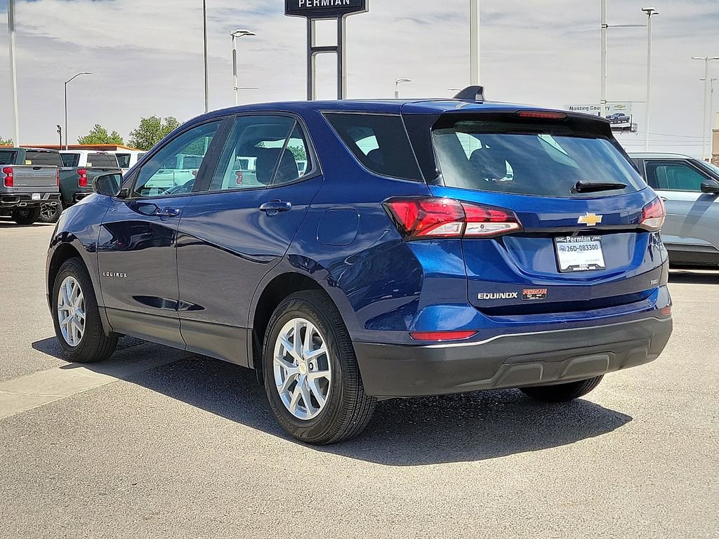 Used 2022 Chevrolet Equinox LS image 7