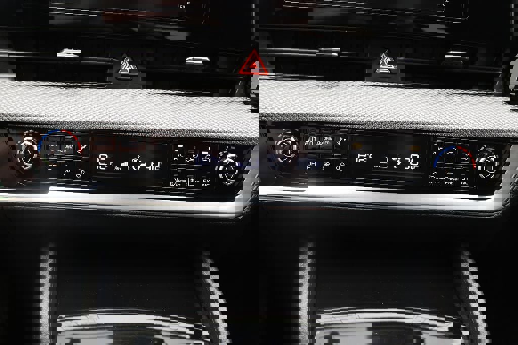 Used 2023 Kia Sportage LX image 22