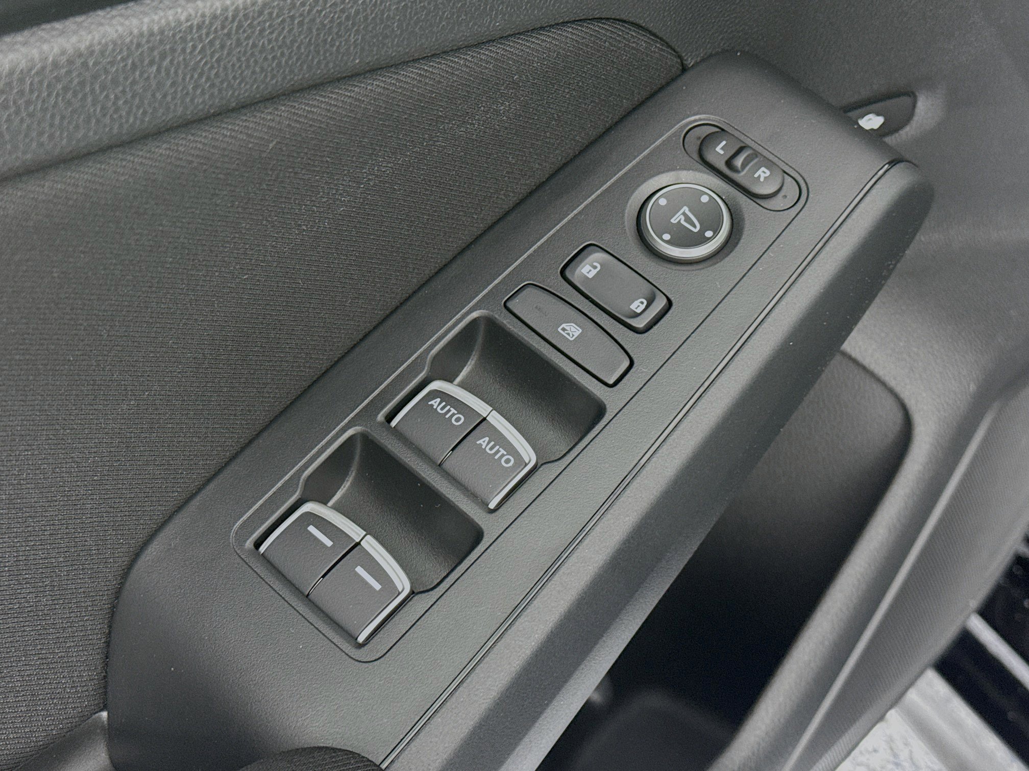 Certified 2023 Honda Civic EX image 17