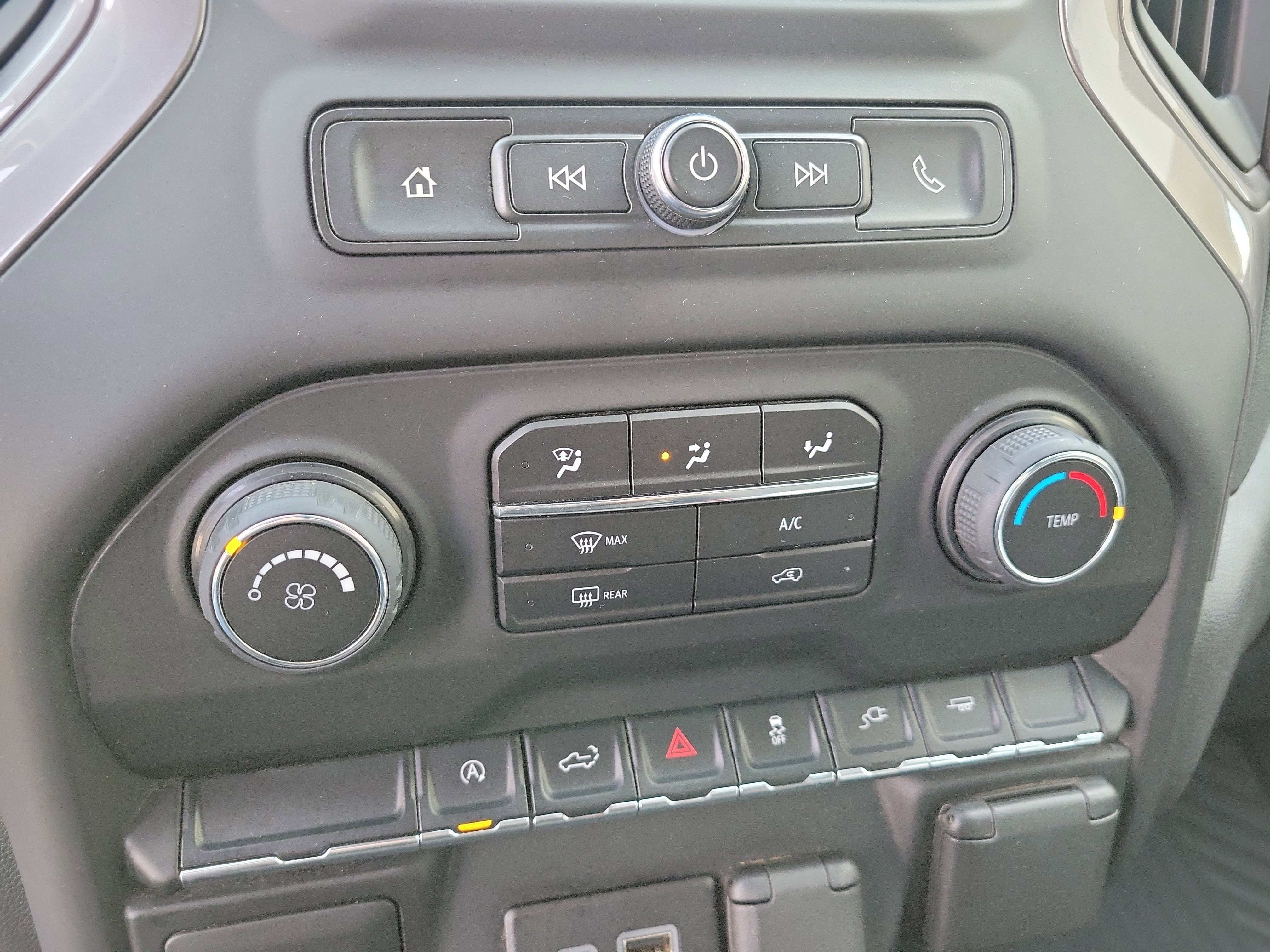 Used 2022 Chevrolet Silverado 1500 Custom w/ Safety Confidence Package image 11
