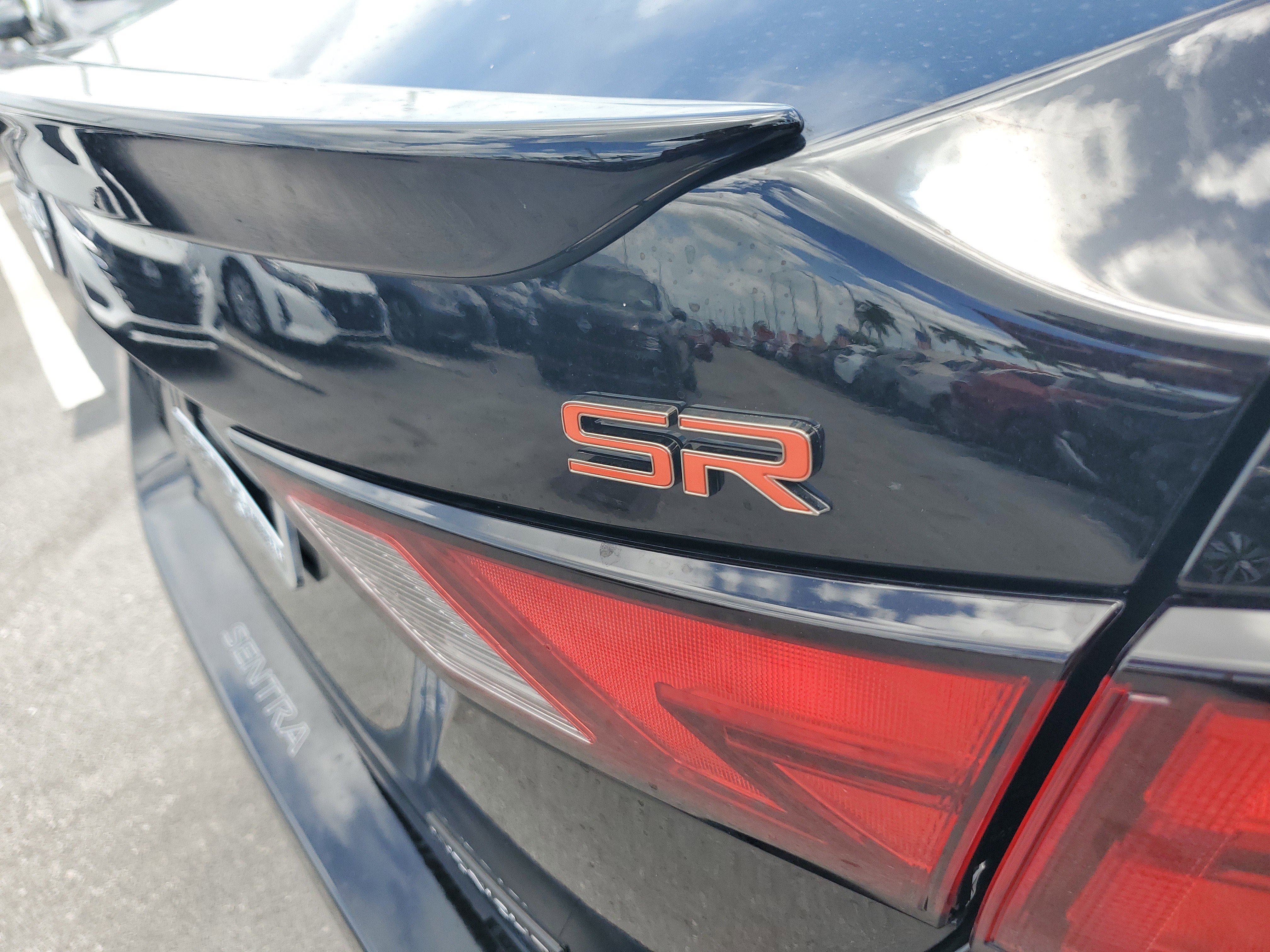 New 2025 Nissan Sentra SR w/ Midnight Edition FWD image 8