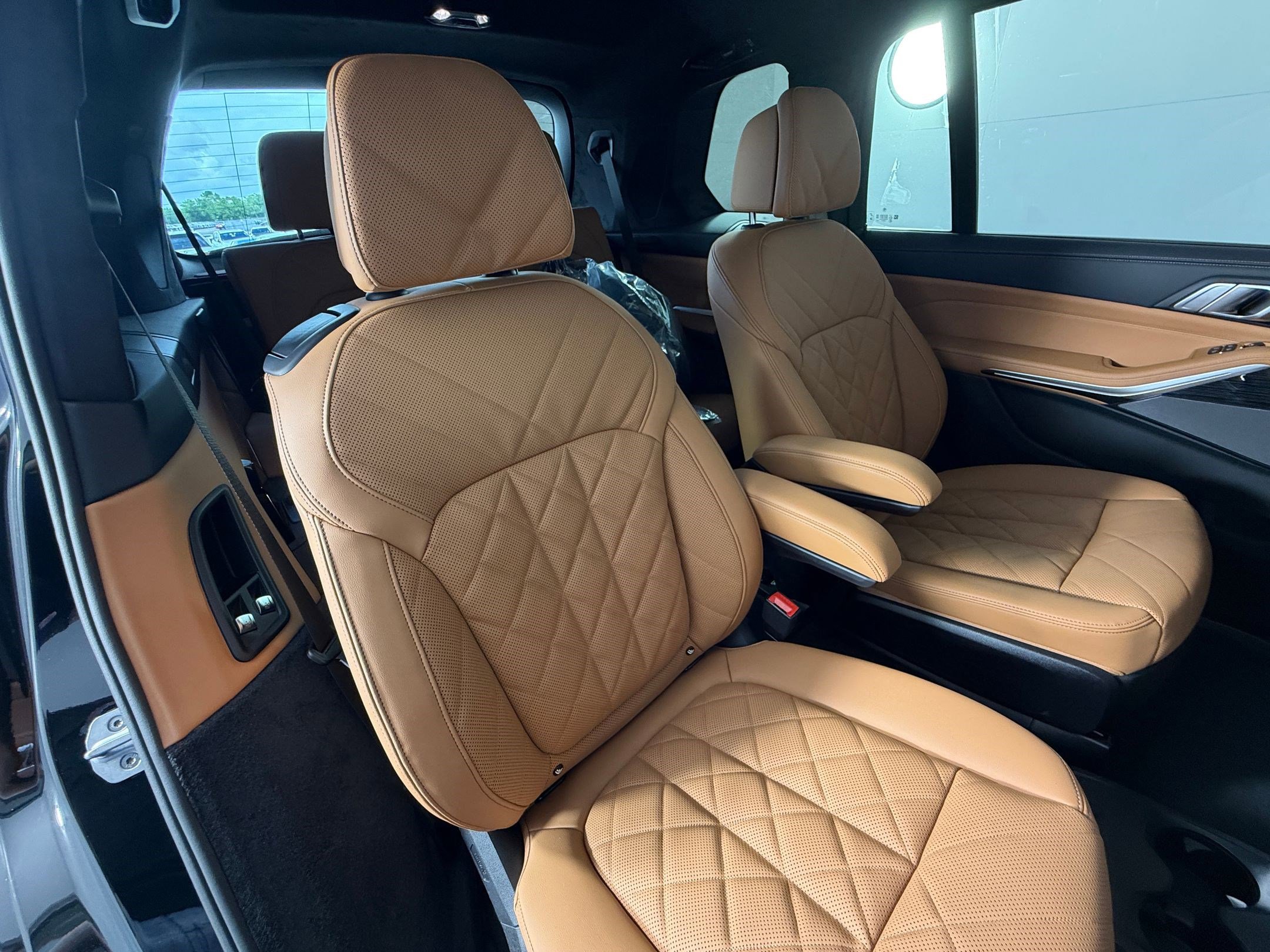 New 2027 BMW X7 xDrive40i image 33
