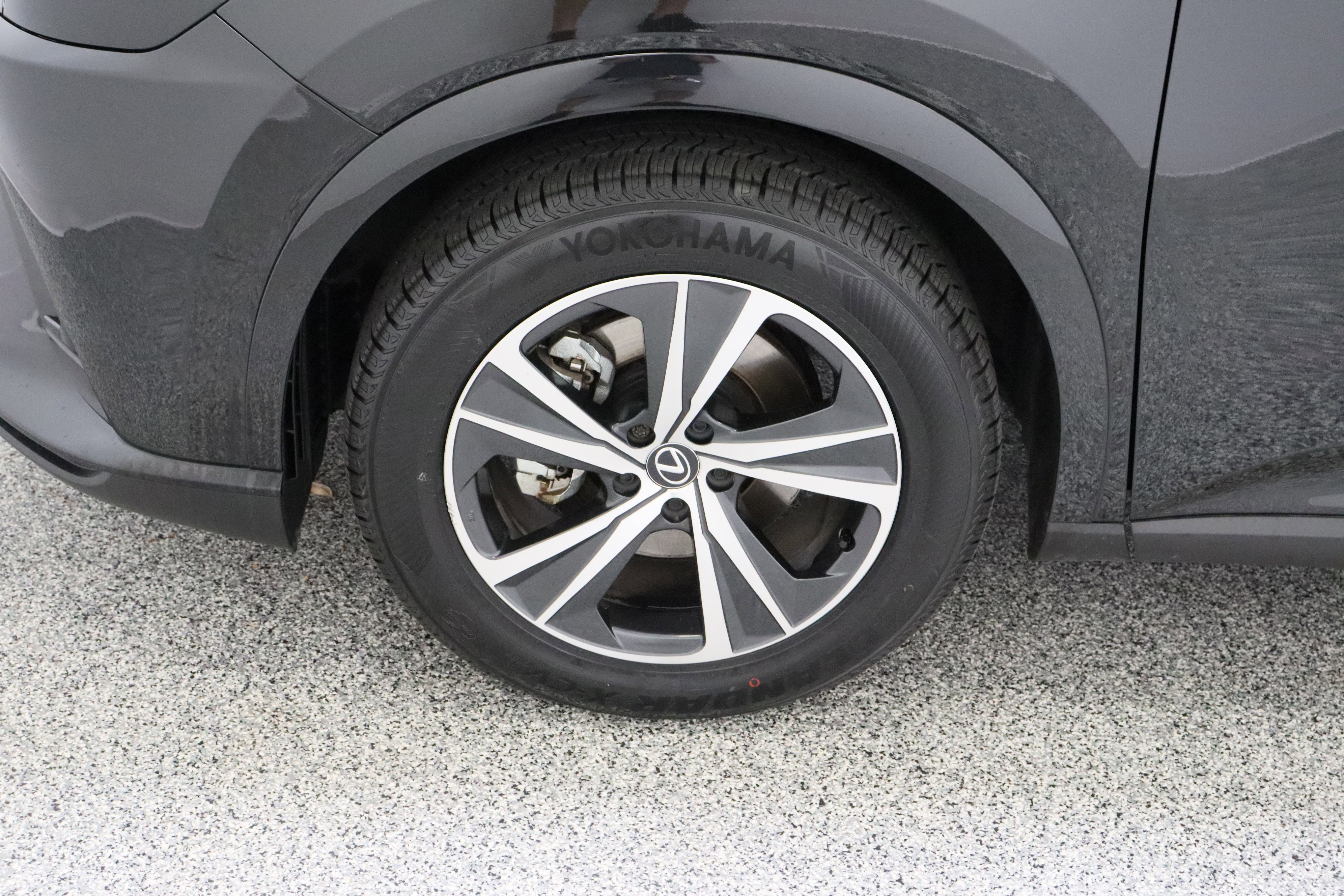 Used 2024 Lexus RX 350h w/ Convenience Package image 11