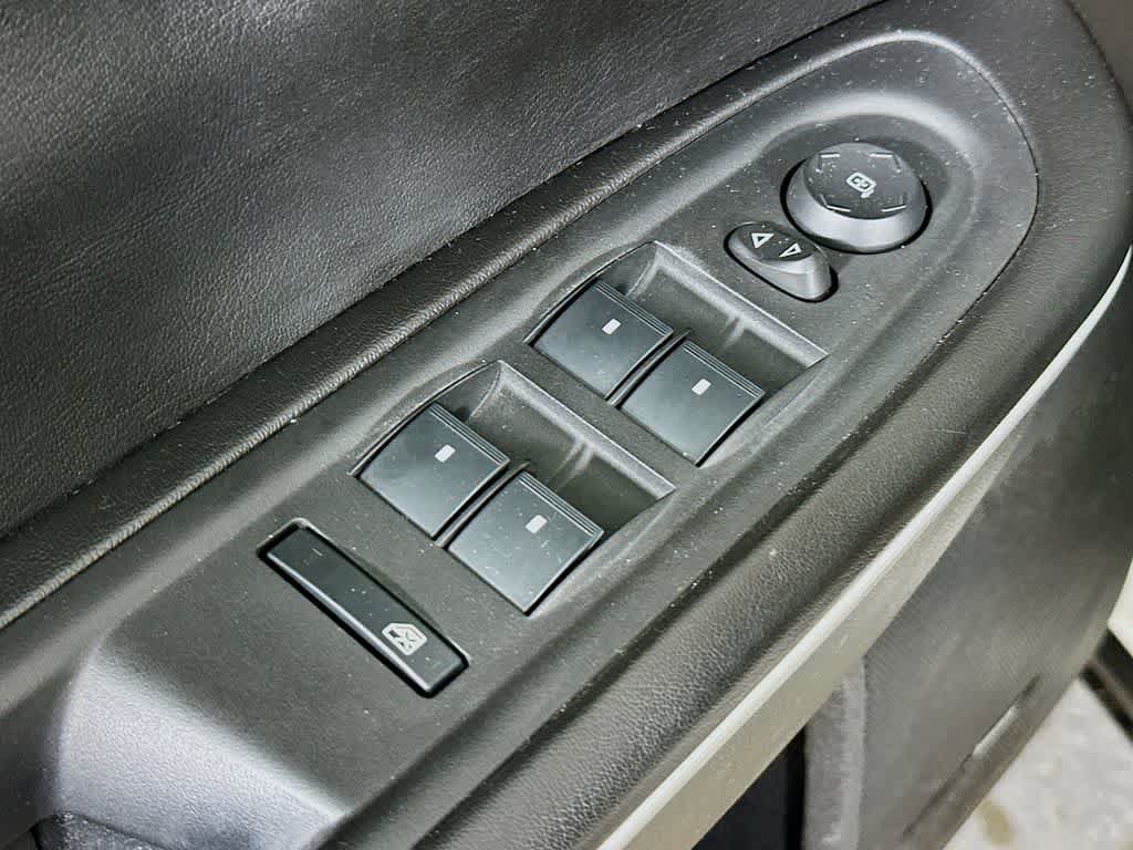 Used 2012 GMC Acadia SLE AWD/4WD image 29