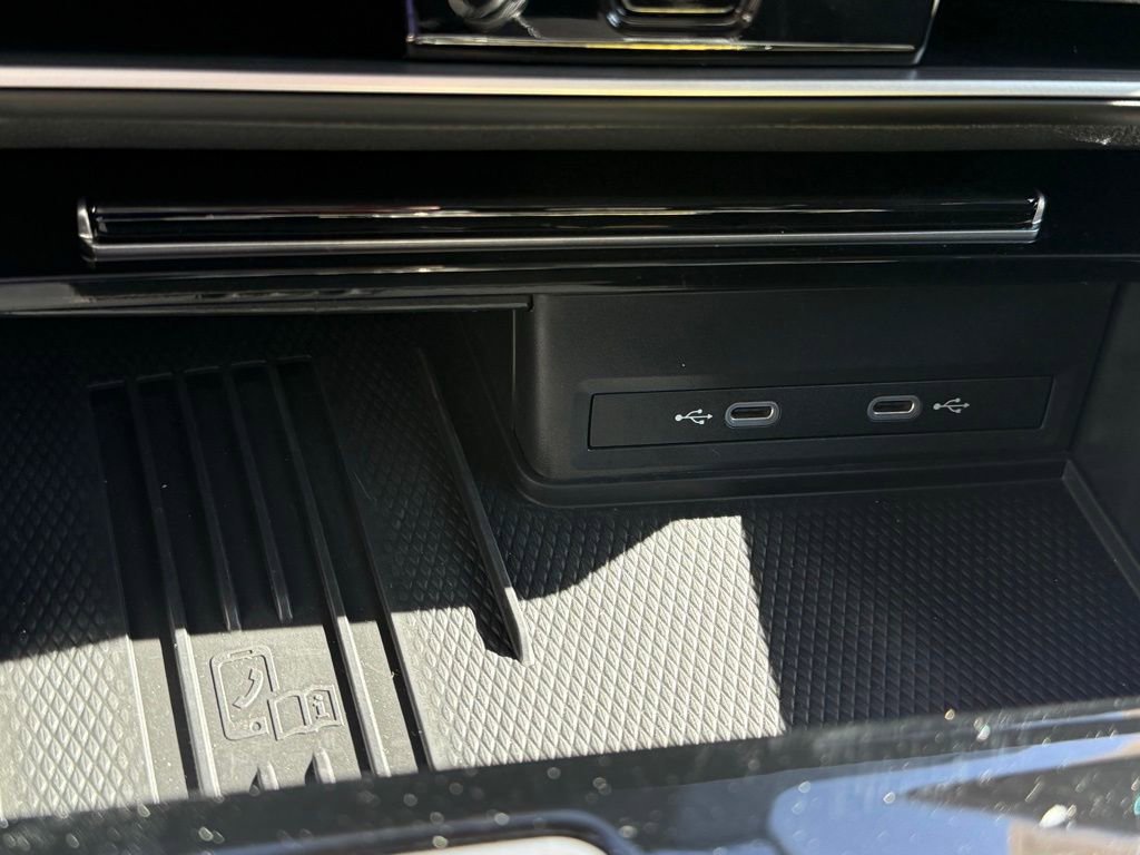 Certified 2025 Volkswagen Atlas SEL image 23