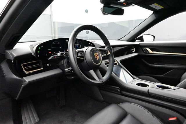 Certified 2023 Porsche Taycan w/ Premium Package RWD image 4