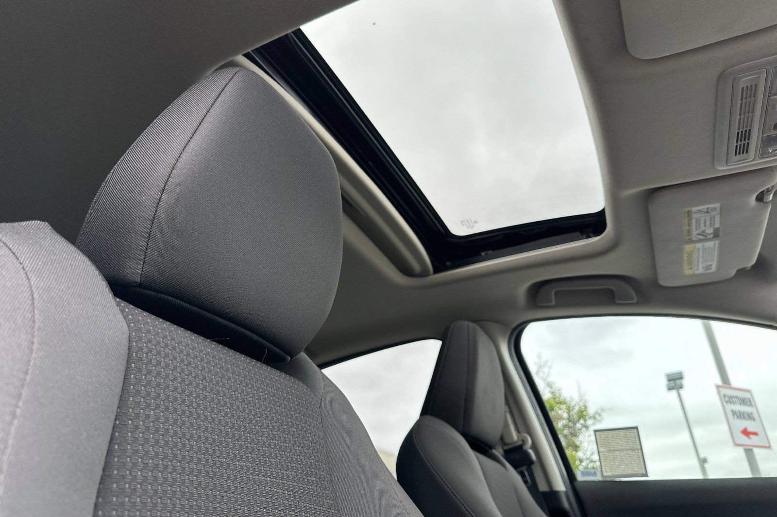 Used 2022 Honda HR-V EX image 17