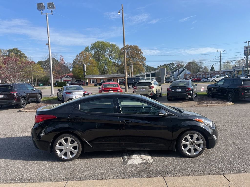Used 2013 Hyundai Elantra Limited w/ Technology Pkg image 3