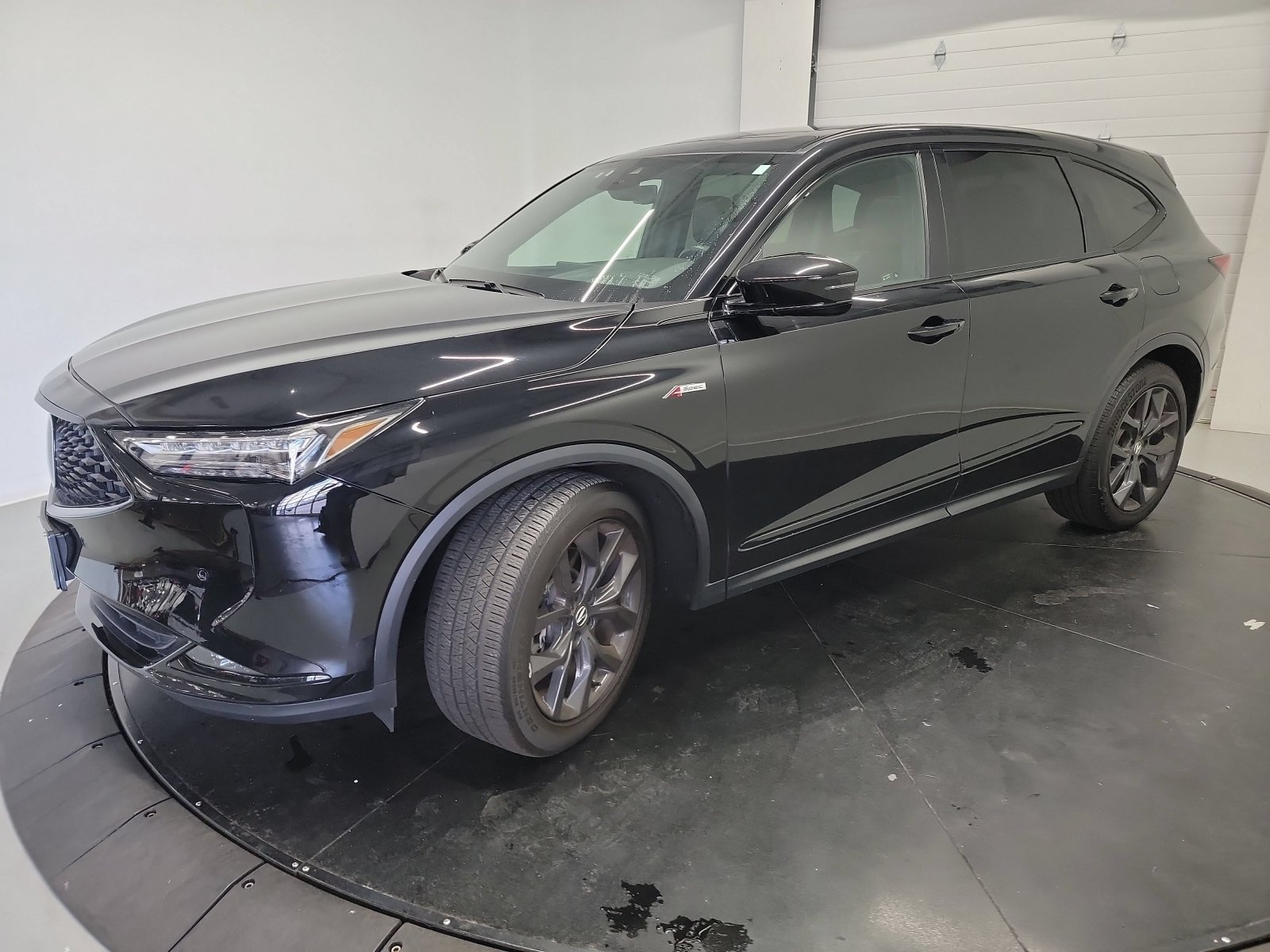 Used 2023 Acura MDX A-Spec AWD/4WD image 3