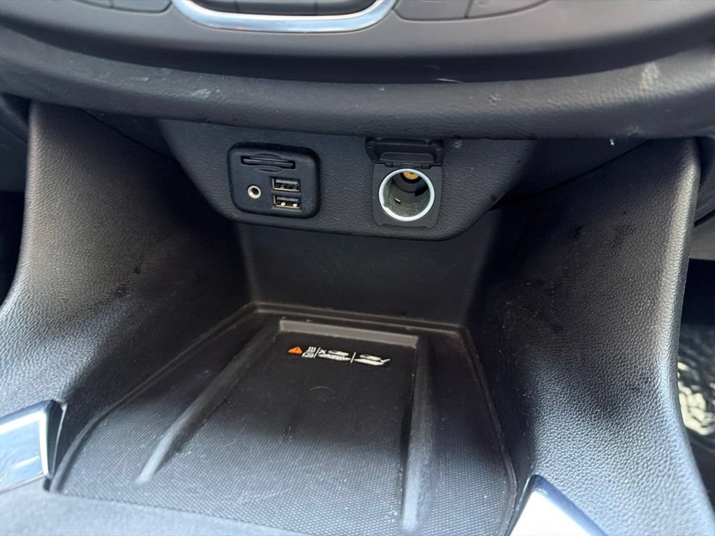 Used 2023 Chevrolet Traverse Premier w/ Redline Edition FWD image 18