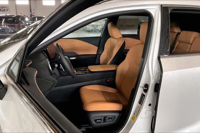 New 2026 Lexus RX 350 Premium w/ Accessory Package (Z1) AWD/4WD image 9