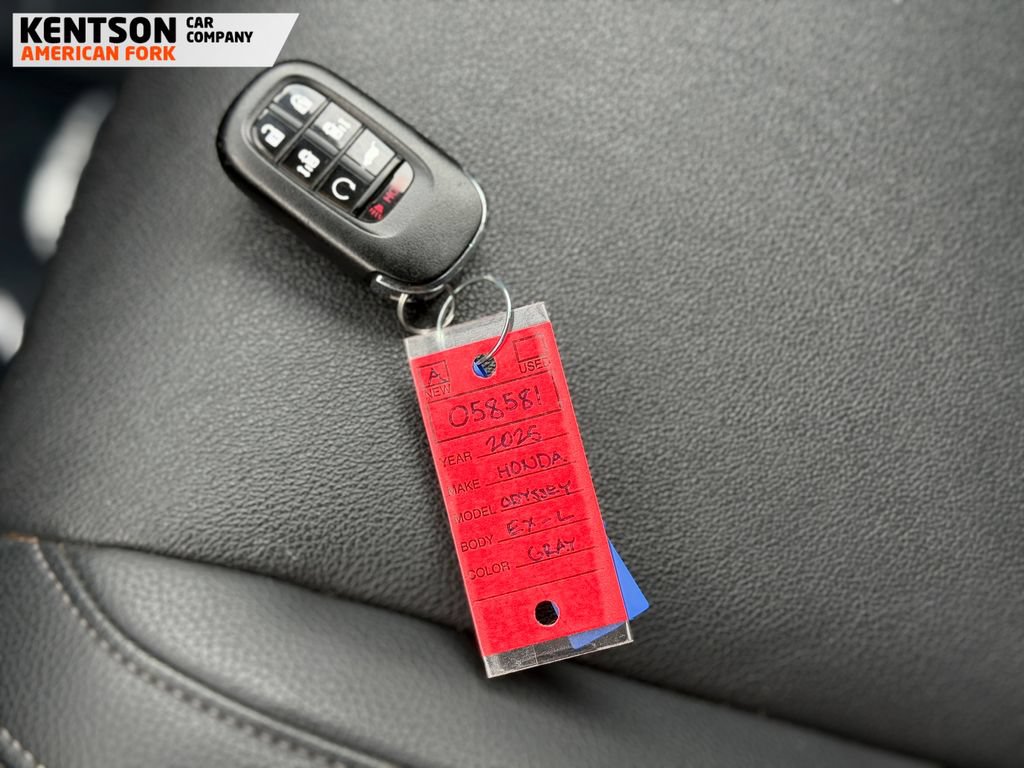 Used 2025 Honda Odyssey EX-L image 40