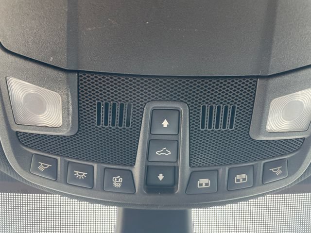 Used 2021 Ford Edge ST-Line FWD image 17