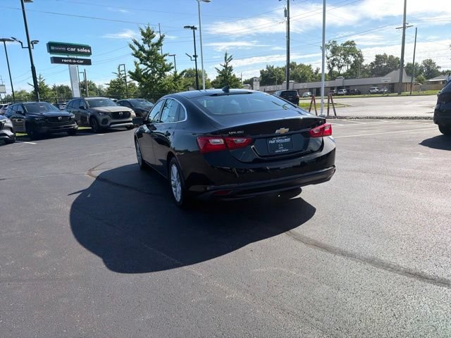 Used 2018 Chevrolet Malibu LT FWD image 12