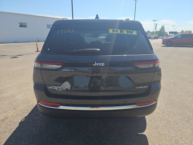 New 2026 Jeep Grand Cherokee Laredo X AWD/4WD image 4