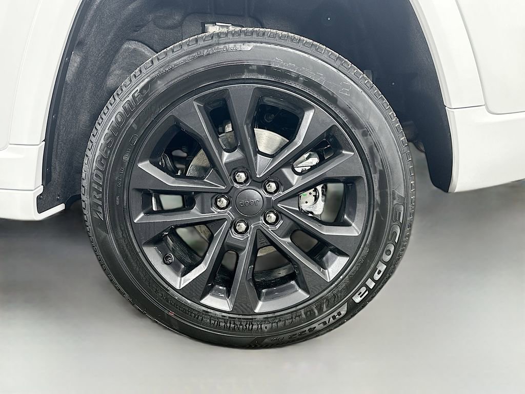 New 2026 Jeep Grand Cherokee Limited Reserve image 17