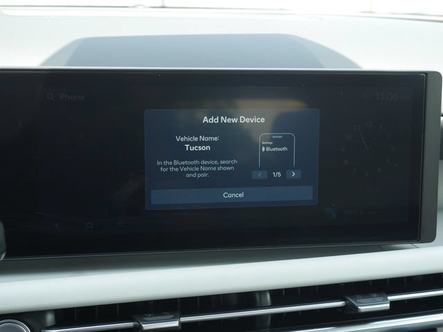 Used 2025 Hyundai Tucson SE AWD/4WD image 3