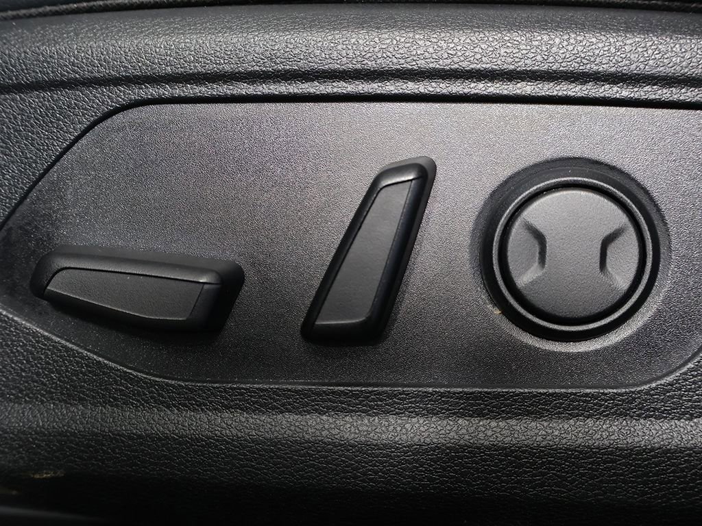 Used 2023 Kia Sportage EX AWD/4WD image 29