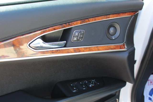 Certified 2020 Lincoln Nautilus Reserve AWD/4WD image 17