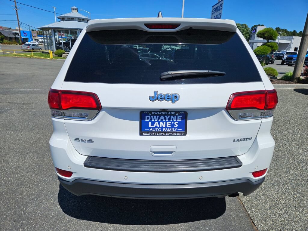 Used 2021 Jeep Grand Cherokee Laredo w/ Protech Group AWD/4WD image 4