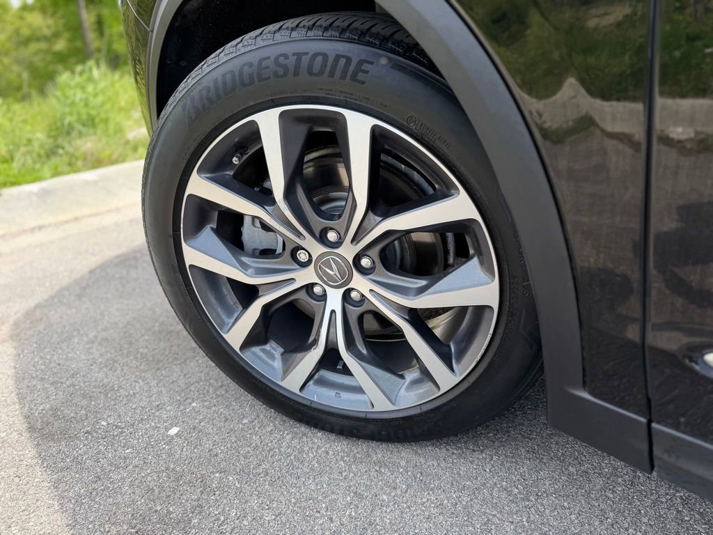 Used 2023 Acura MDX SH-AWD w/ Technology Package image 8