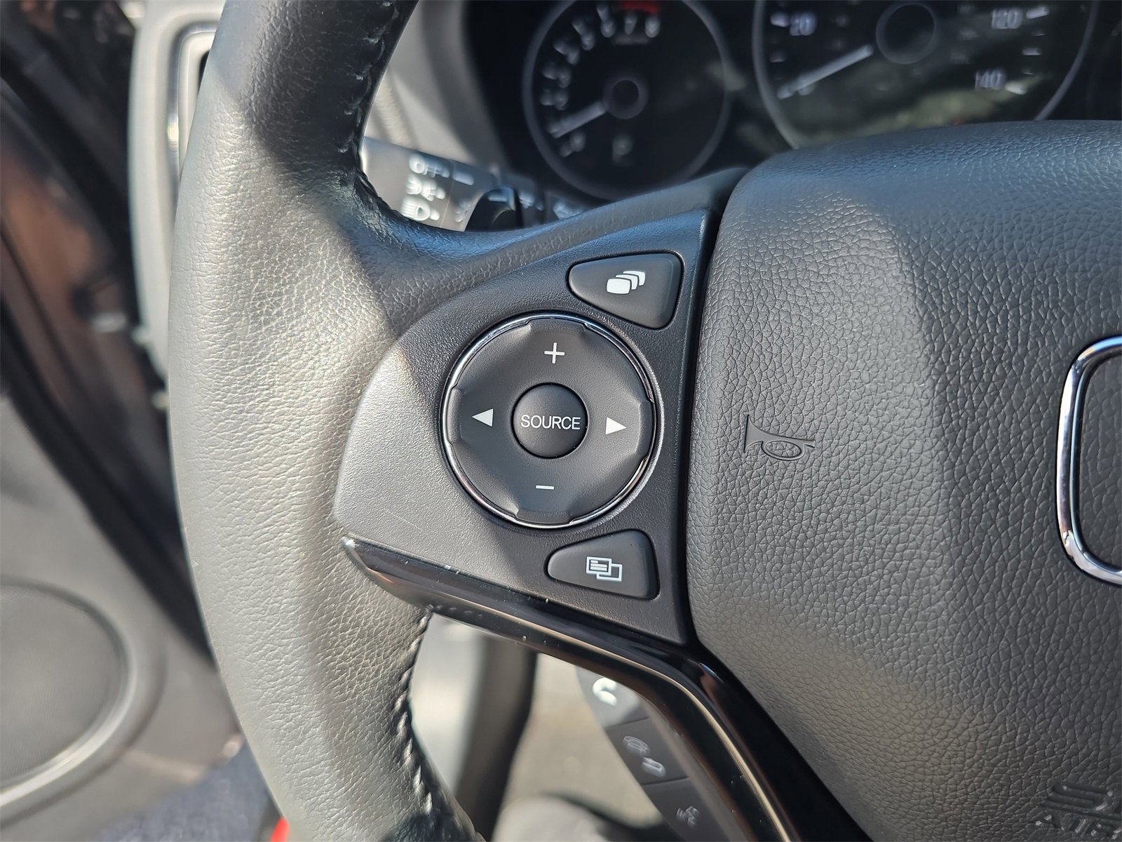 Certified 2021 Honda HR-V Sport image 20