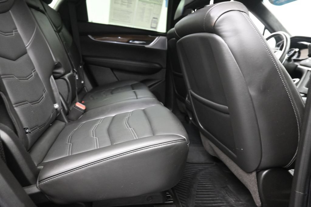 Used 2023 Cadillac XT5 Sportv w/ Platinum Package AWD/4WD image 10