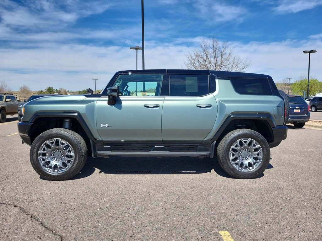 Used 2024 GMC Hummer EV 3X w/ LPO, Illumination Package image 7