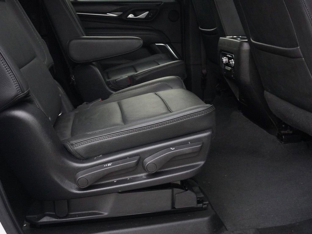 Used 2022 GMC Yukon XL Denali w/ Denali Premium Package image 36