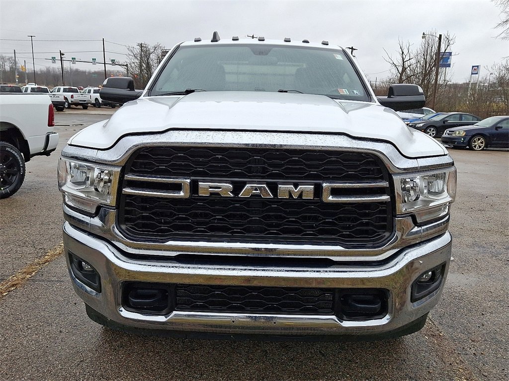 Used 2022 RAM 3500 Tradesman image 2