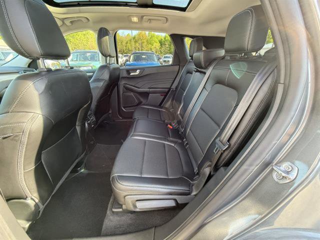 Certified 2022 Ford Escape SEL AWD/4WD image 27