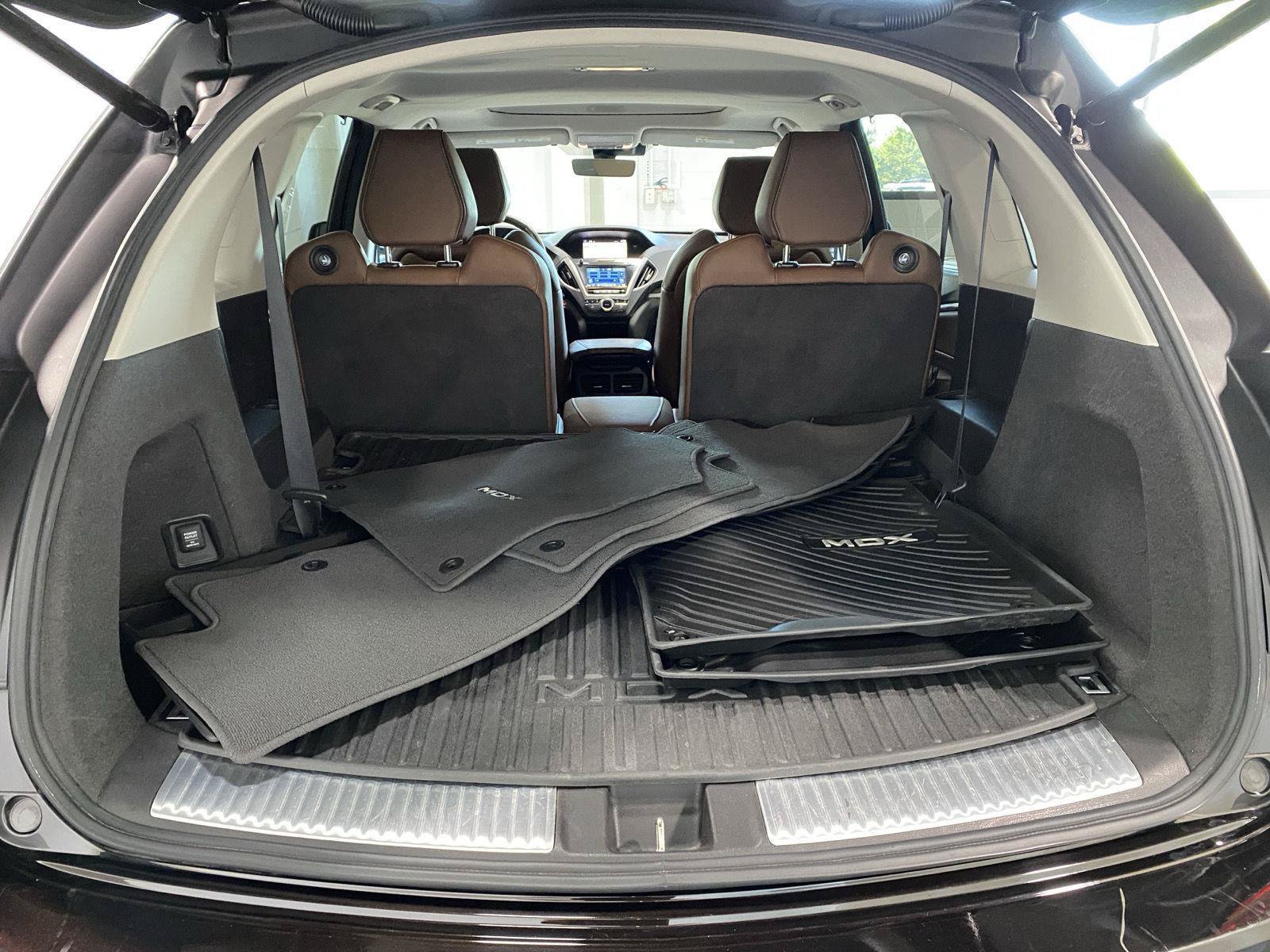 Used 2017 Acura MDX FWD w/ Advance Package image 13