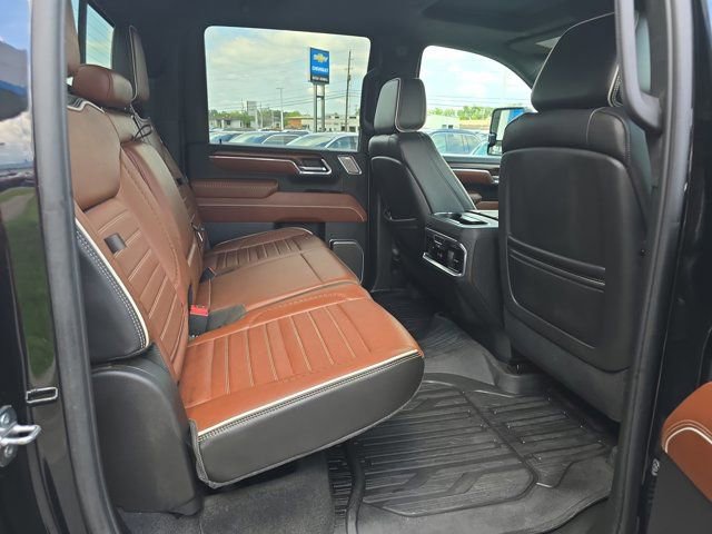 Used 2024 GMC Sierra 2500 Denali Ultimate AWD/4WD image 22