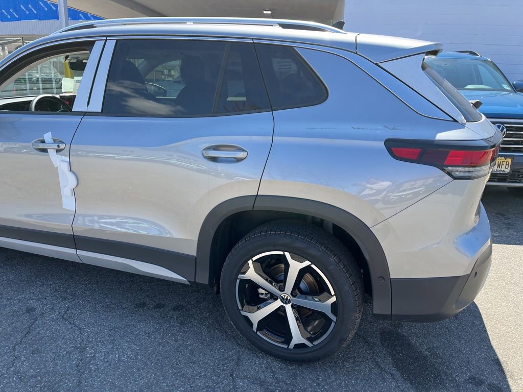 New 2026 Volkswagen Tiguan SE image 12