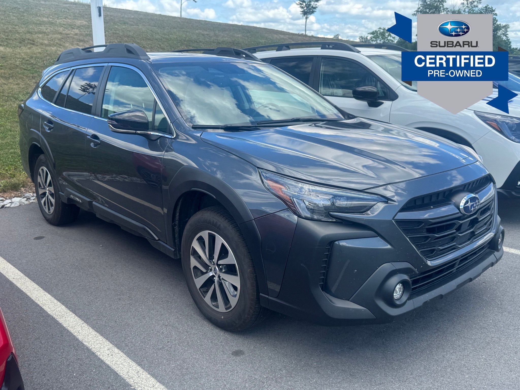 Used 2025 Subaru Outback Premium w/ Popular Package #1A AWD/4WD image 1
