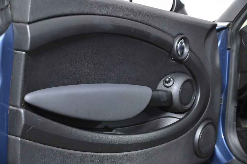 Used 2011 MINI Cooper Hardtop image 23