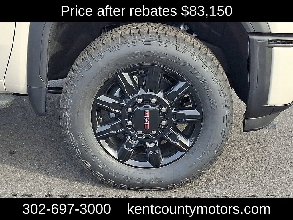 New 2026 GMC Sierra 2500 AT4 w/ AT4 Premium Plus Package image 8
