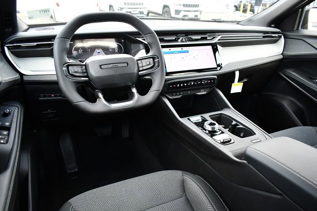 New 2026 Jeep Cherokee Laredo AWD/4WD image 9