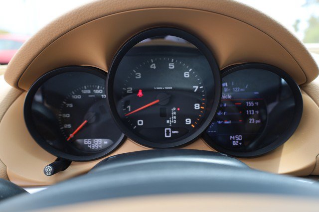 Used 2016 Porsche Cayman RWD image 28