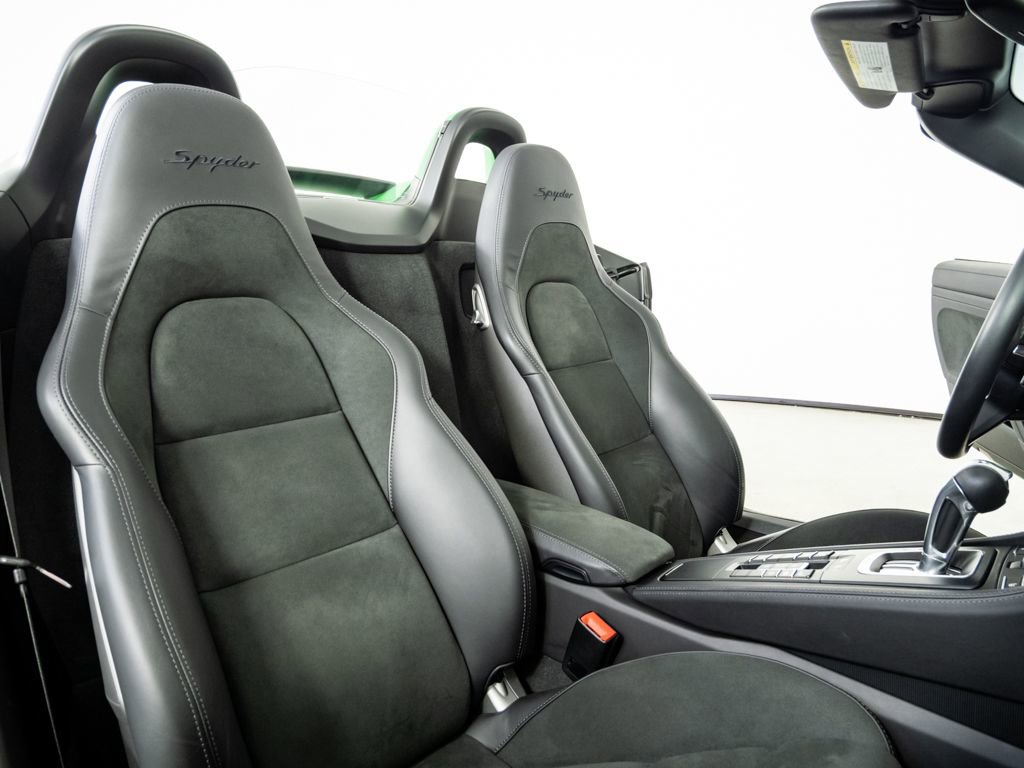 Certified 2023 Porsche 718 Boxster Spyder RWD image 18