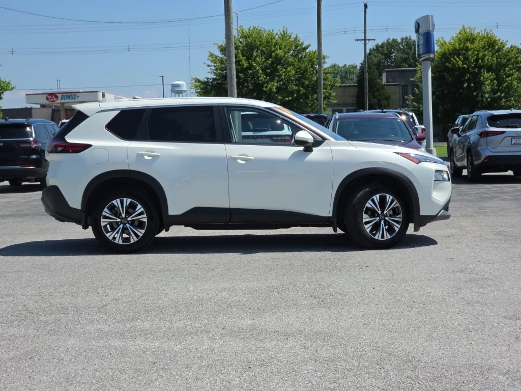 Used 2023 Nissan Rogue SV AWD/4WD image 8
