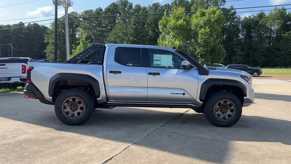 New 2025 Toyota Tacoma Trailhunter image 7