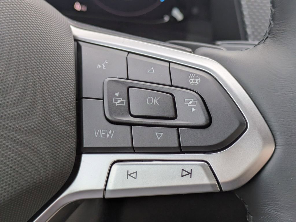 New 2026 Volkswagen Atlas Cross Sport SEL R-Line image 27