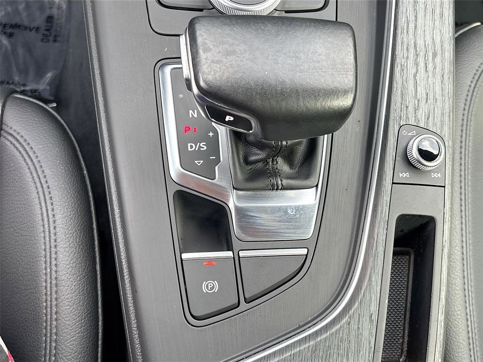 Used 2018 Audi A5 2.0T Premium image 16