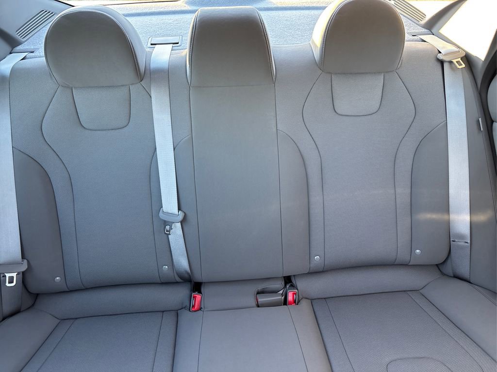 Certified 2025 Hyundai Elantra SE w/ Cargo Package image 18