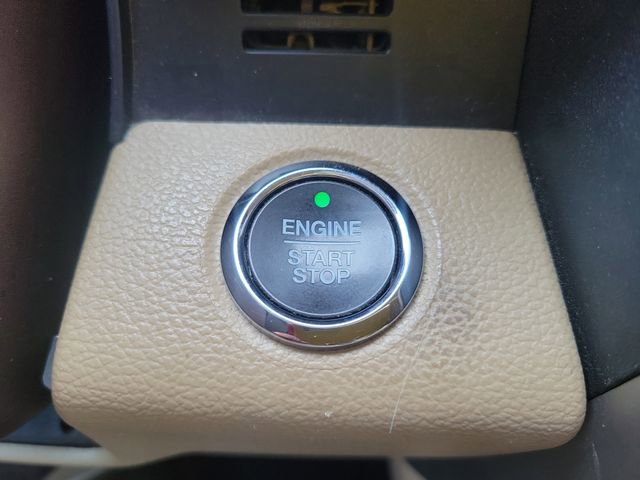 Used 2020 Ford F150 Lariat image 32