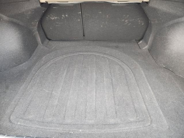 Used 2025 Hyundai Elantra SEL image 32