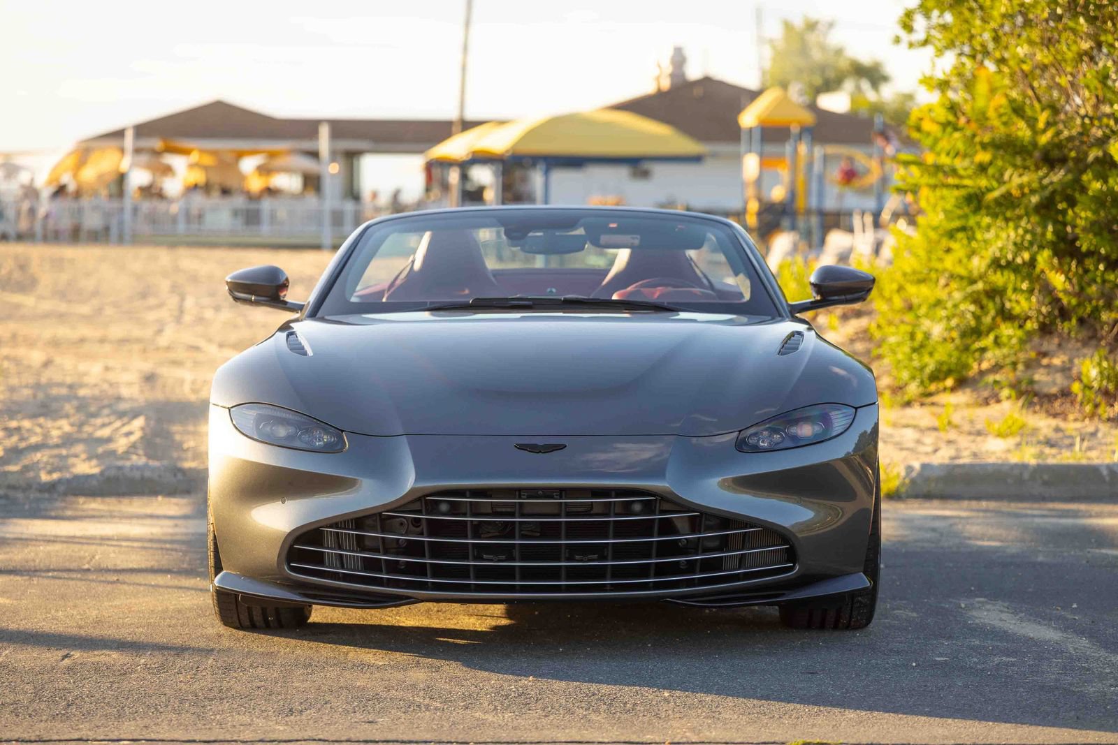 Used 2023 Aston Martin V8 Vantage Roadster RWD image 26